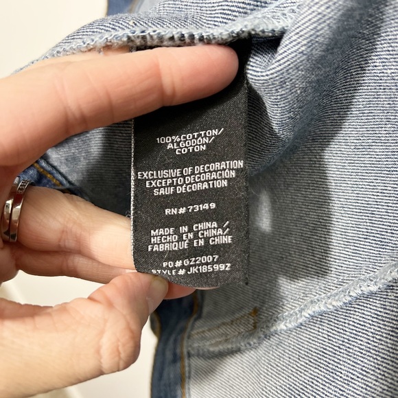 Gorgeous Boho jacket Floral Design Jean Jacket Vintage women’s medium - Picture 11 of 16